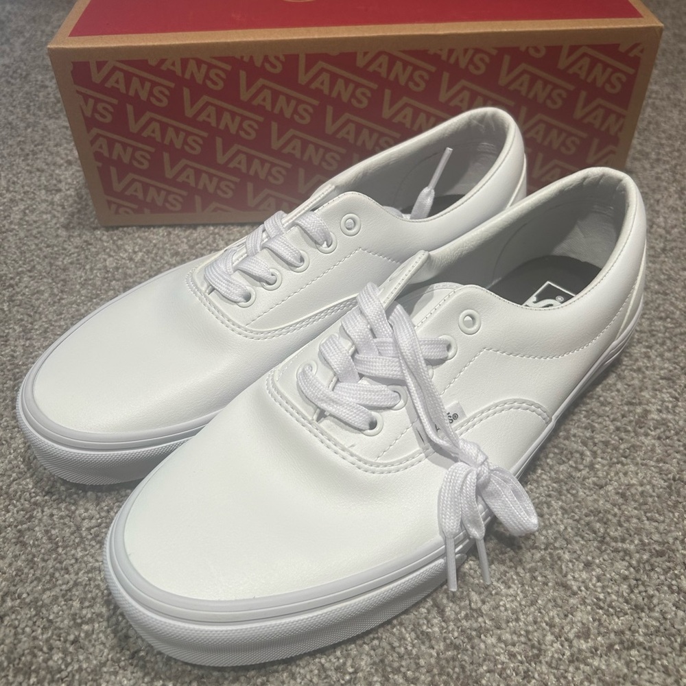Vans Men's Classic White Sneakers